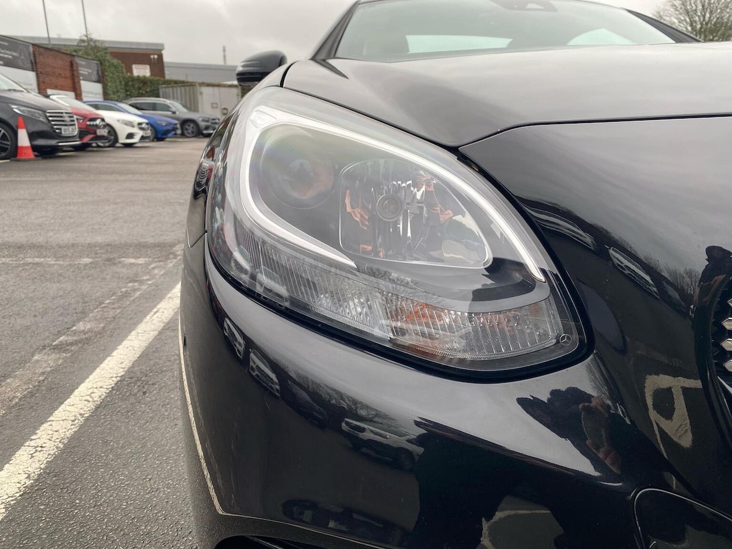 Used Mercedes-Benz SLC 2019 for sale - 76979900: Photo 34