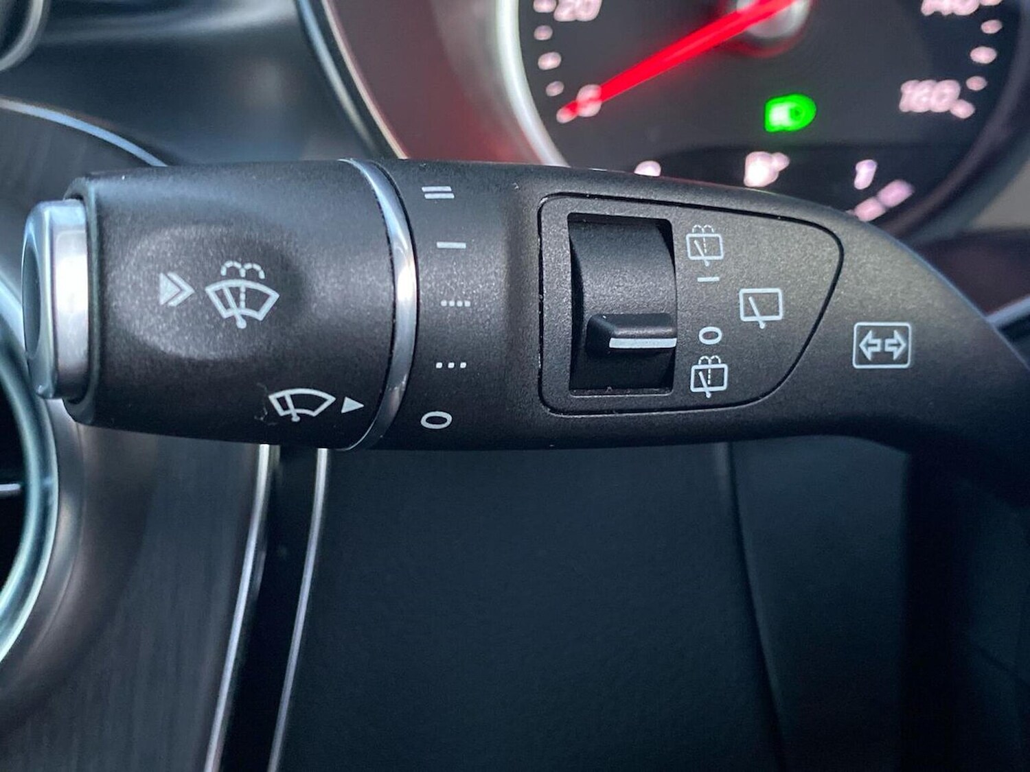 Used Mercedes-Benz GLC 2021 for sale - 76554297: Photo 28