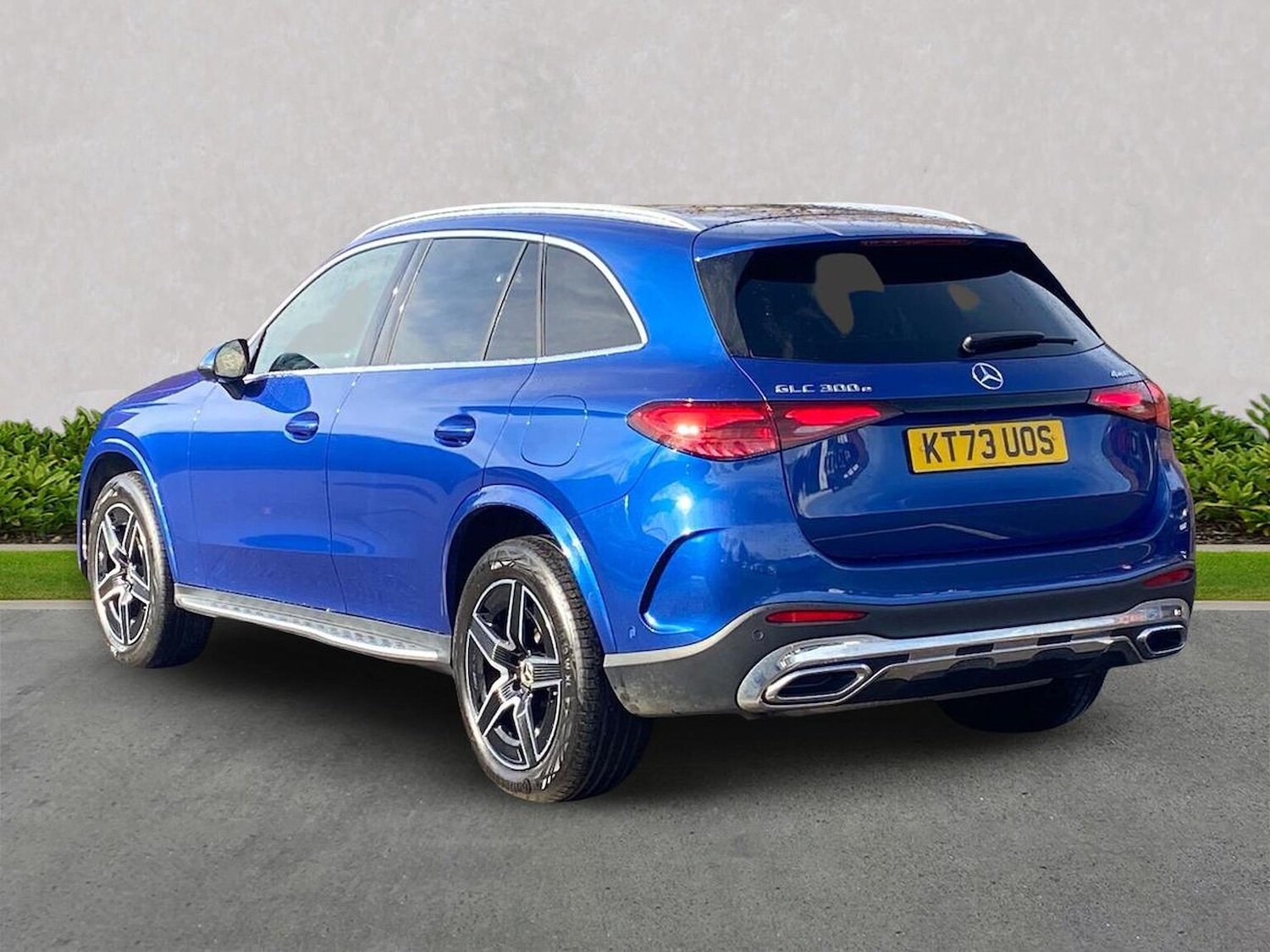 Used Mercedes-Benz GLC 2023 for sale - 76407391: Photo 2