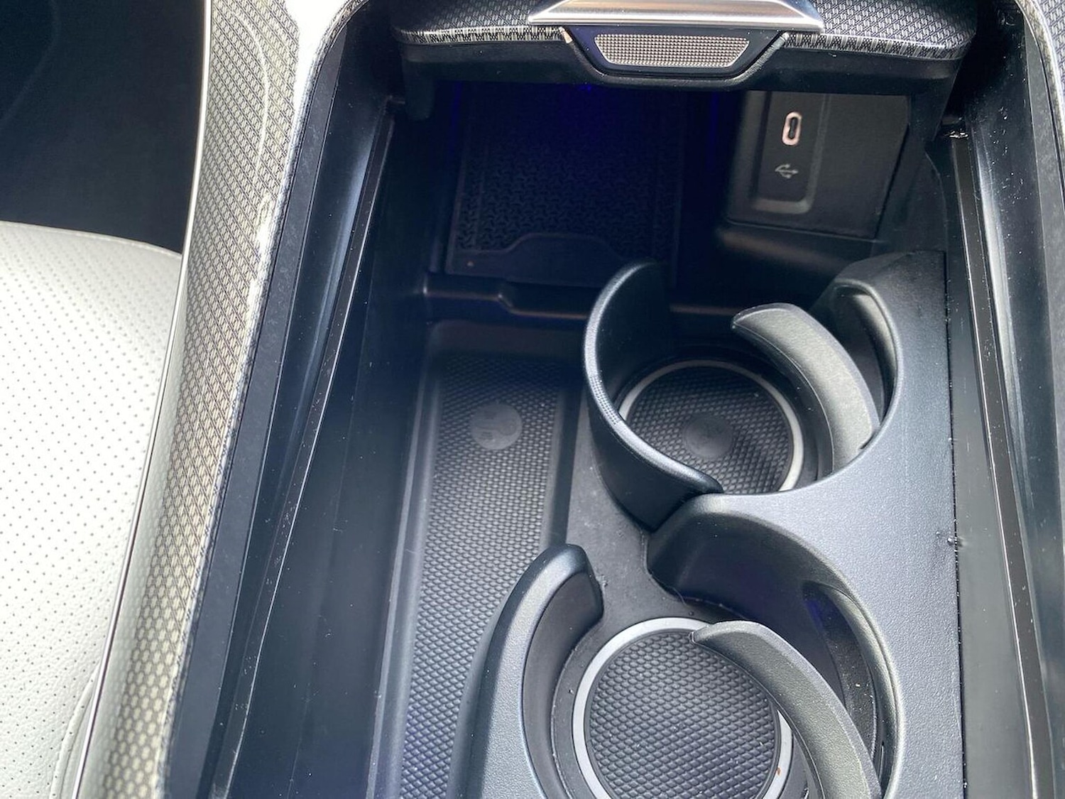 Used Mercedes-Benz GLC 2023 for sale - 76407391: Photo 32