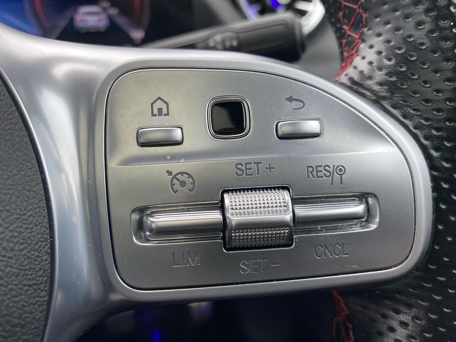 Used Mercedes-Benz EQA 2021 for sale - 76418242: Photo 27