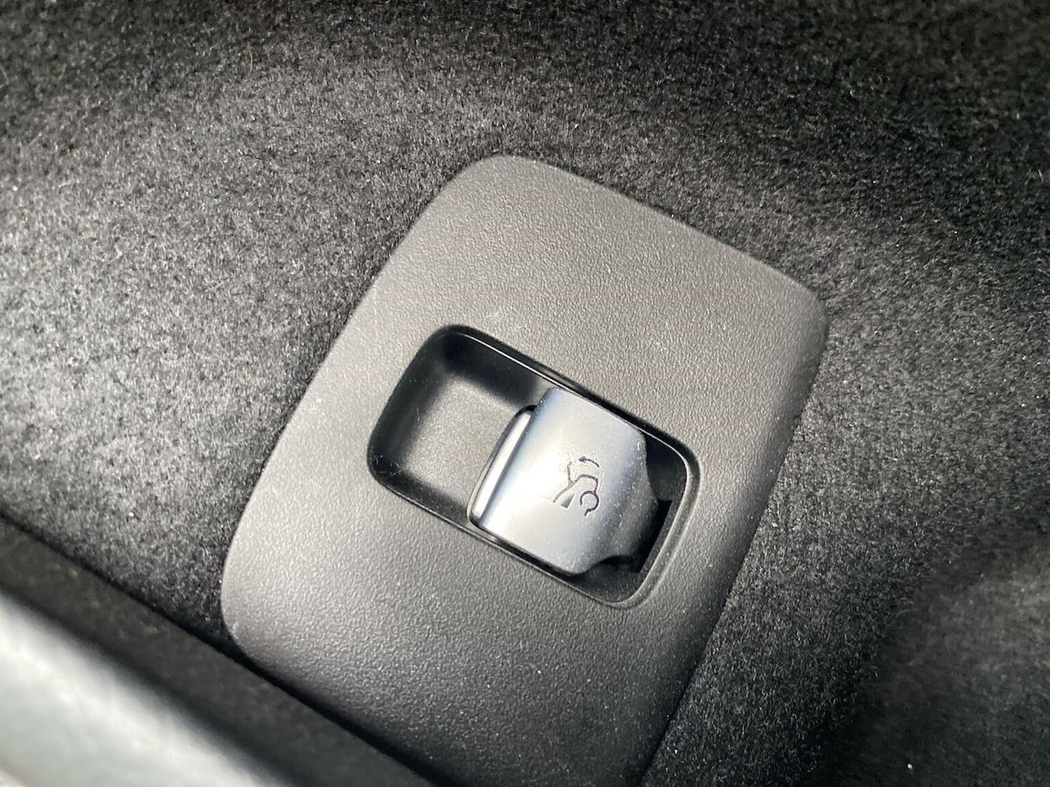 Used Mercedes-Benz E Class 2024 for sale - 76305390: Photo 40