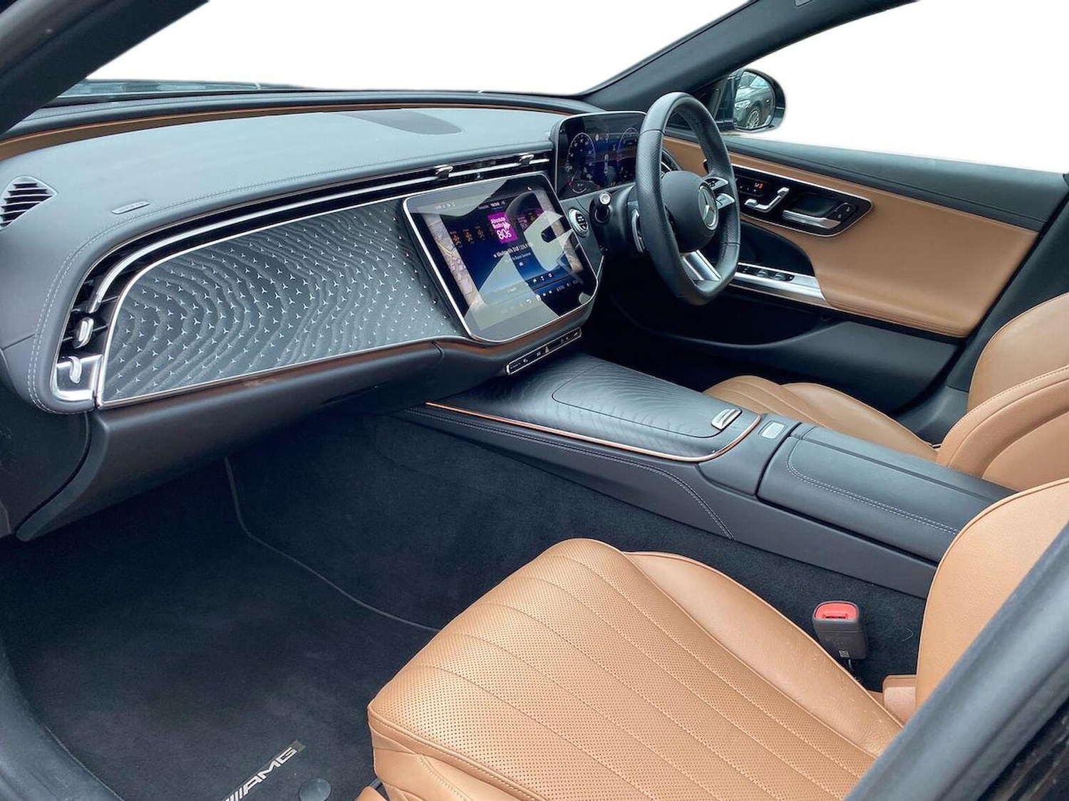 Used Mercedes-Benz E Class 2024 for sale - 76305390: Photo 7