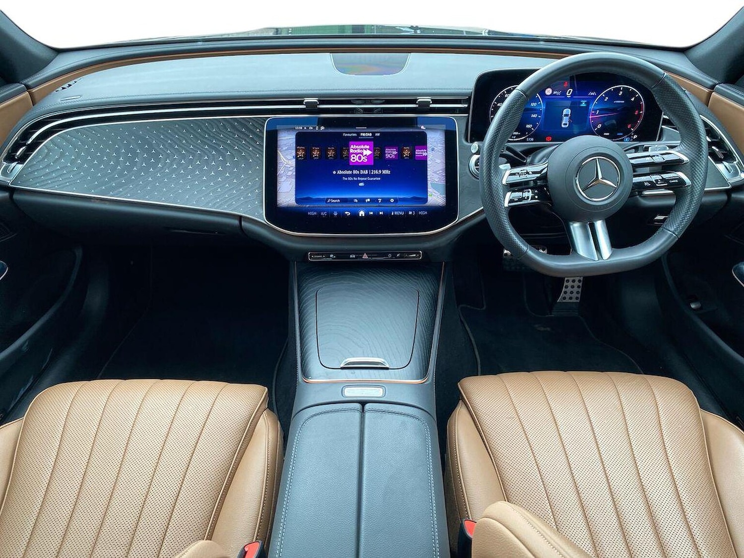 Used Mercedes-Benz E Class 2024 for sale - 76305390: Photo 8