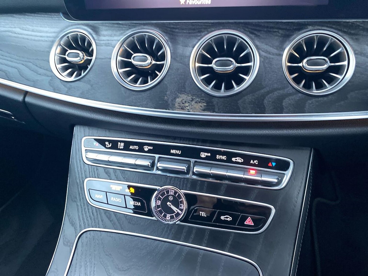 Used Mercedes-Benz E Class 2019 for sale - 76464634: Photo 12