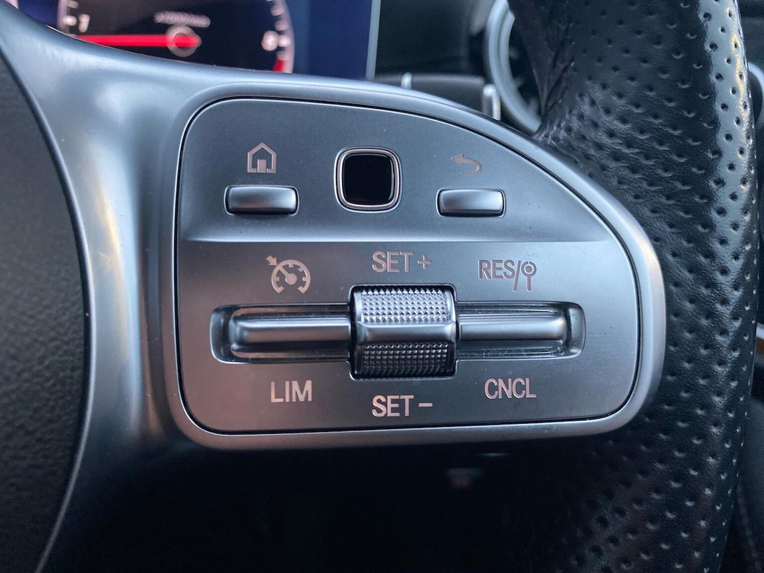 Used Mercedes-Benz E Class 2019 for sale - 76464634: Photo 27