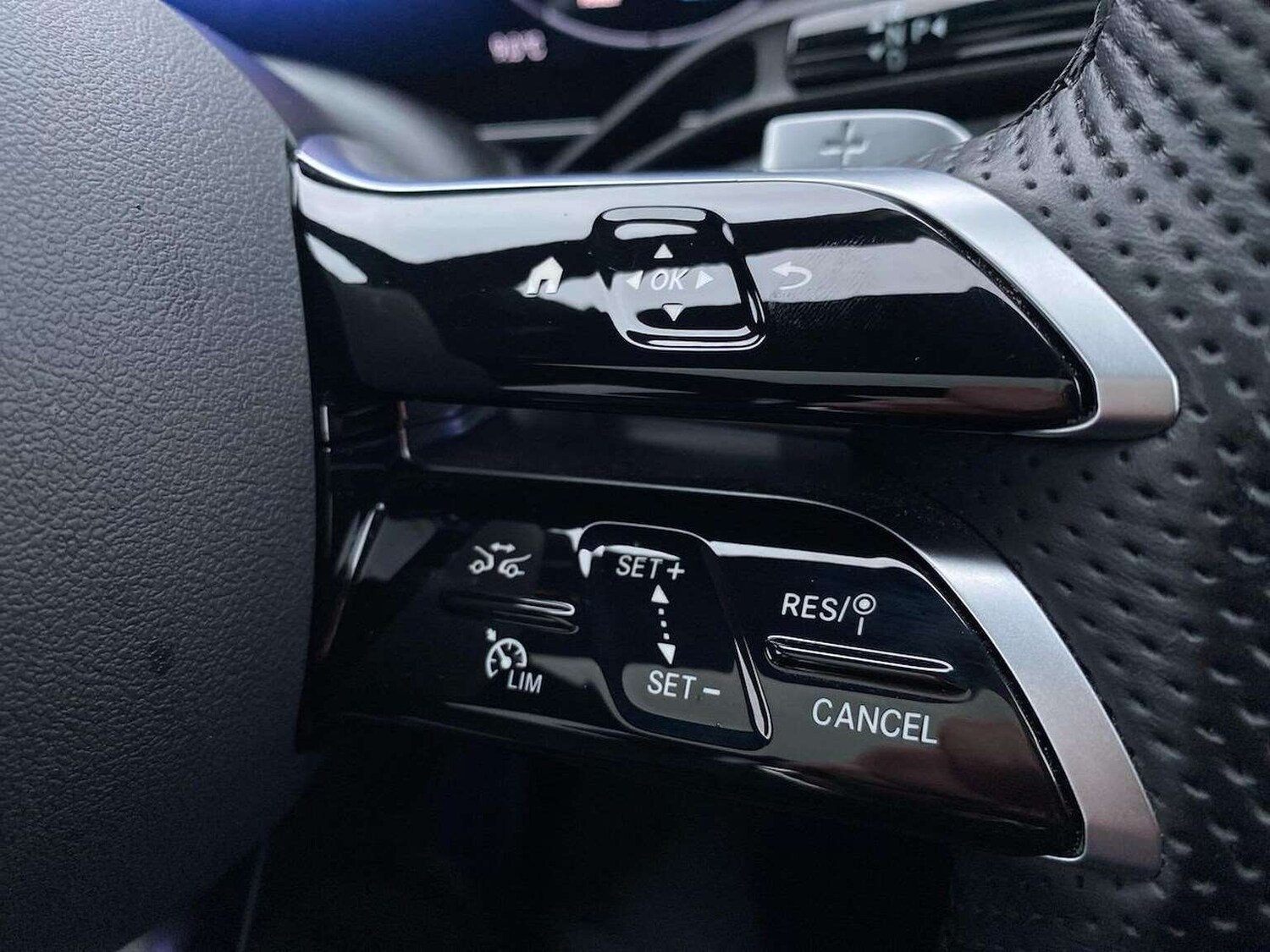 Used Mercedes-Benz GLC 2025 for sale - 77688057: Photo 27