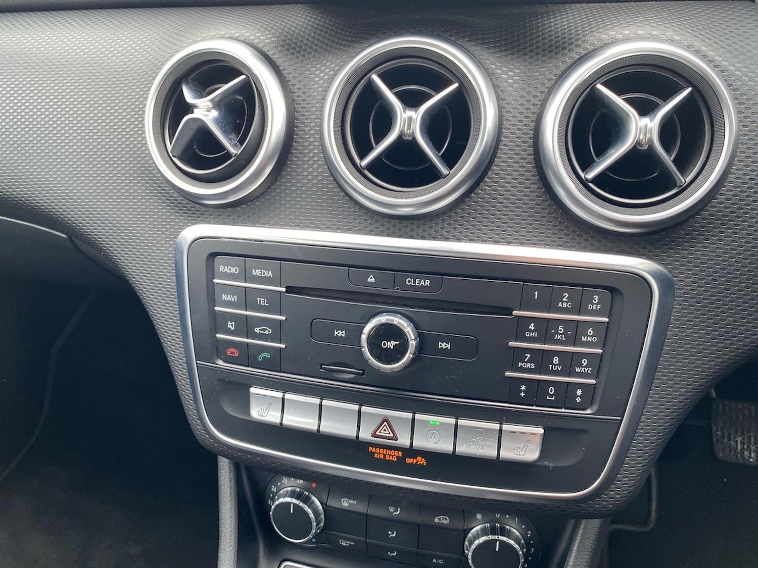Used Mercedes-Benz A-Class 2015 for sale - 76198411: Photo 12