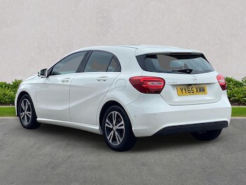 Used Mercedes-Benz A-Class 2015 for sale - 76198411: Photo 2