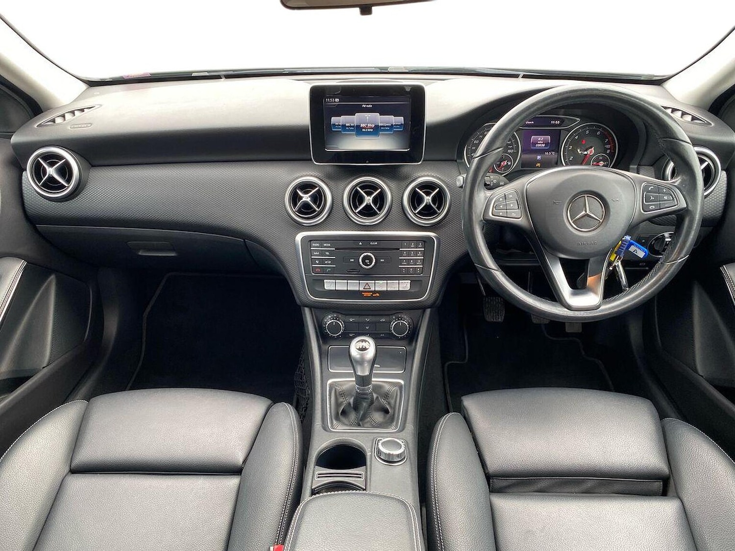 Used Mercedes-Benz A-Class 2015 for sale - 76198411: Photo 8