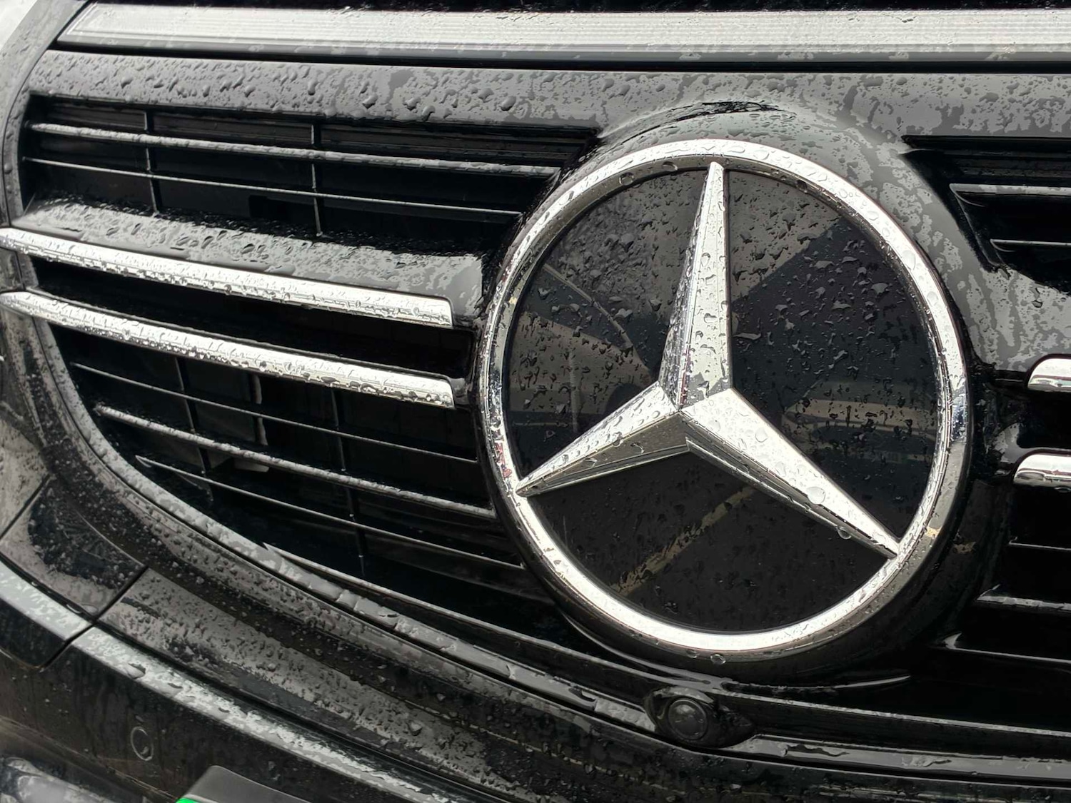 Used Mercedes-Benz EQC 2023 for sale - 78011637: Photo 4