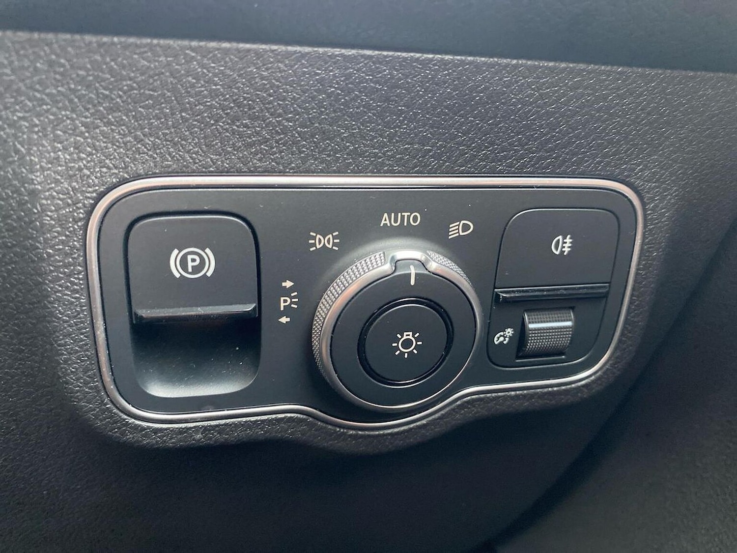 Used Mercedes-Benz GLB 2024 for sale - 77033510: Photo 24