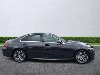 Used Mercedes-Benz C Class 2025 for sale - 79490999: Photo