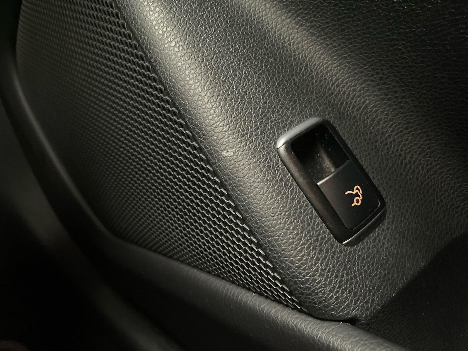 Used Mercedes-Benz CLA 2016 for sale - 76464635: Photo 30