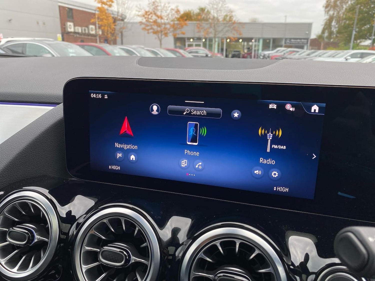 Used Mercedes-Benz GLA 2024 for sale - 76310138: Photo 11