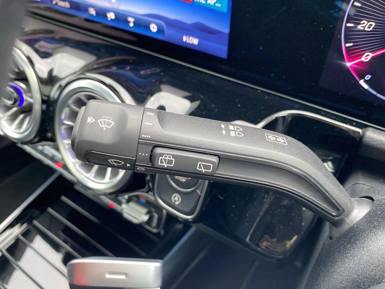 Used Mercedes-Benz GLA 2024 for sale - 76310138: Photo 28