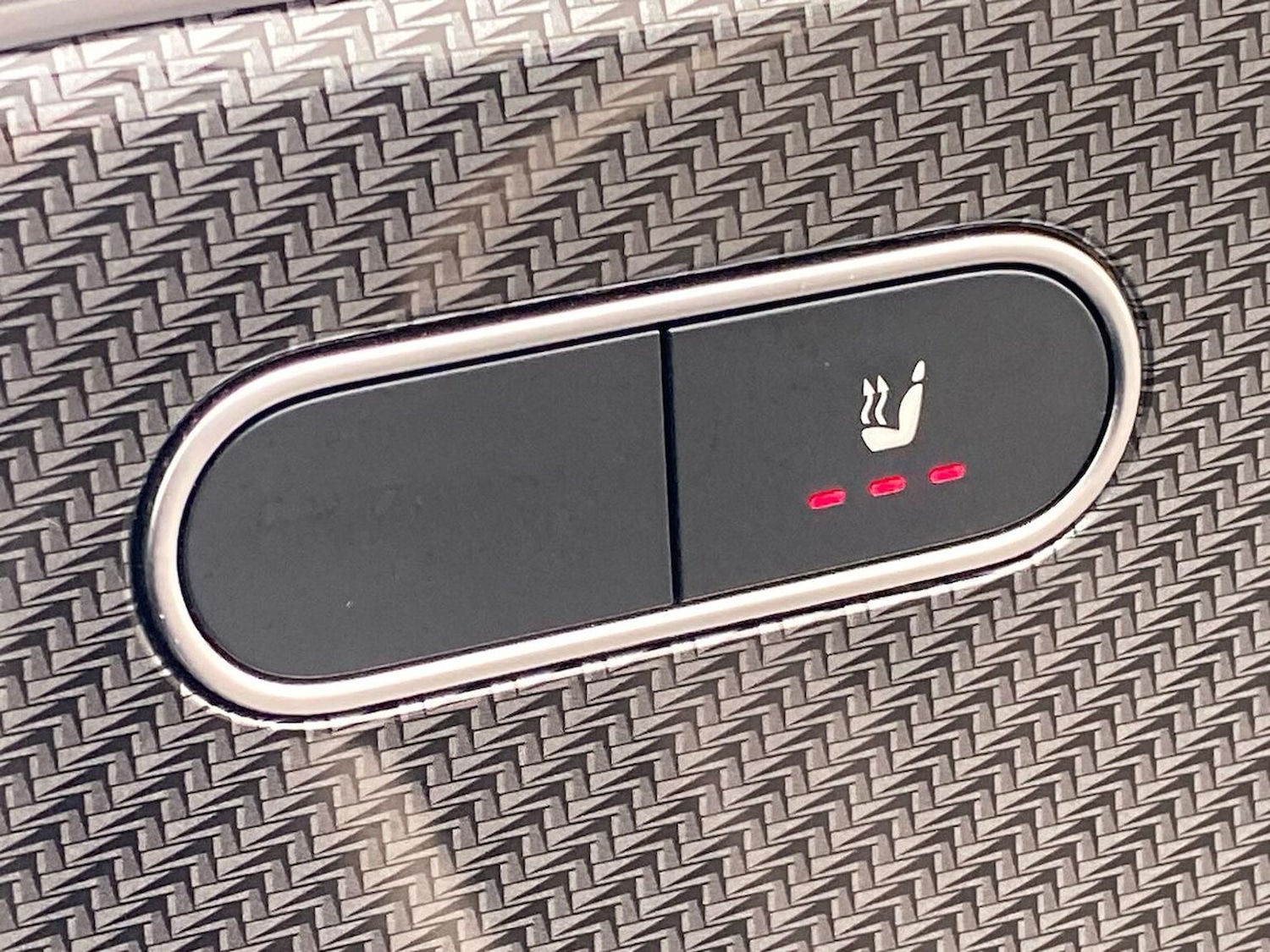 Used Mercedes-Benz GLB 2024 for sale - 76497286: Photo 30