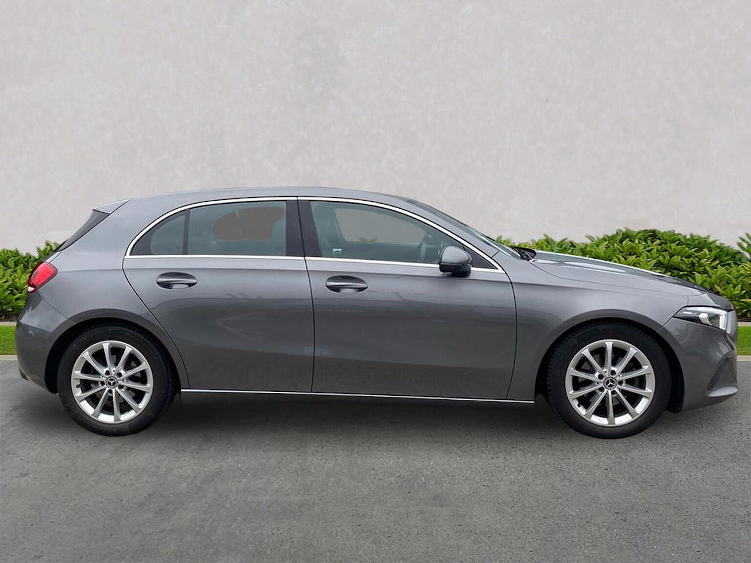 Used Mercedes-Benz A-Class 2019 for sale - 76299423: Photo 3