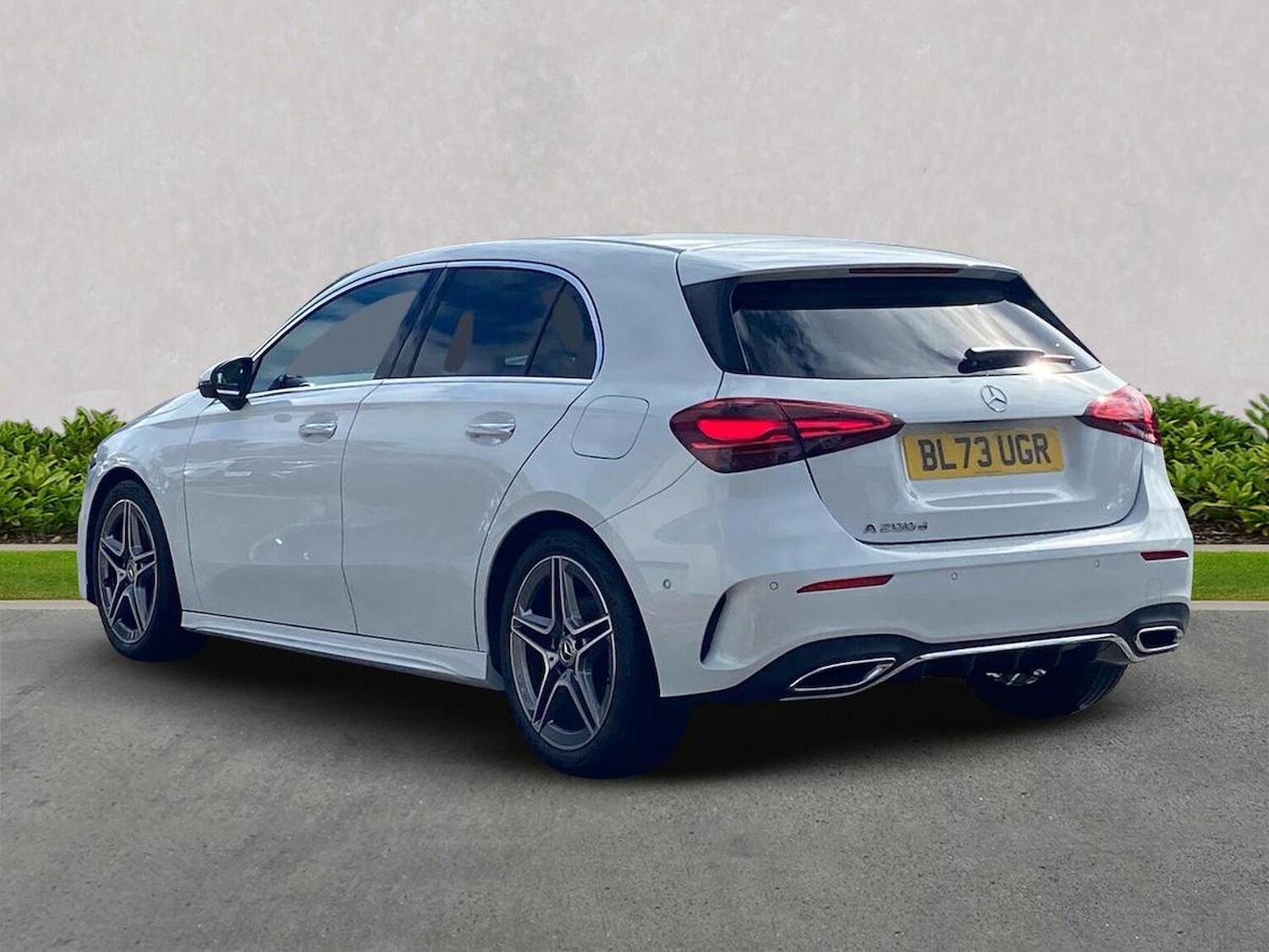 Used Mercedes-Benz A-Class 2023 for sale - 75994912: Photo 2