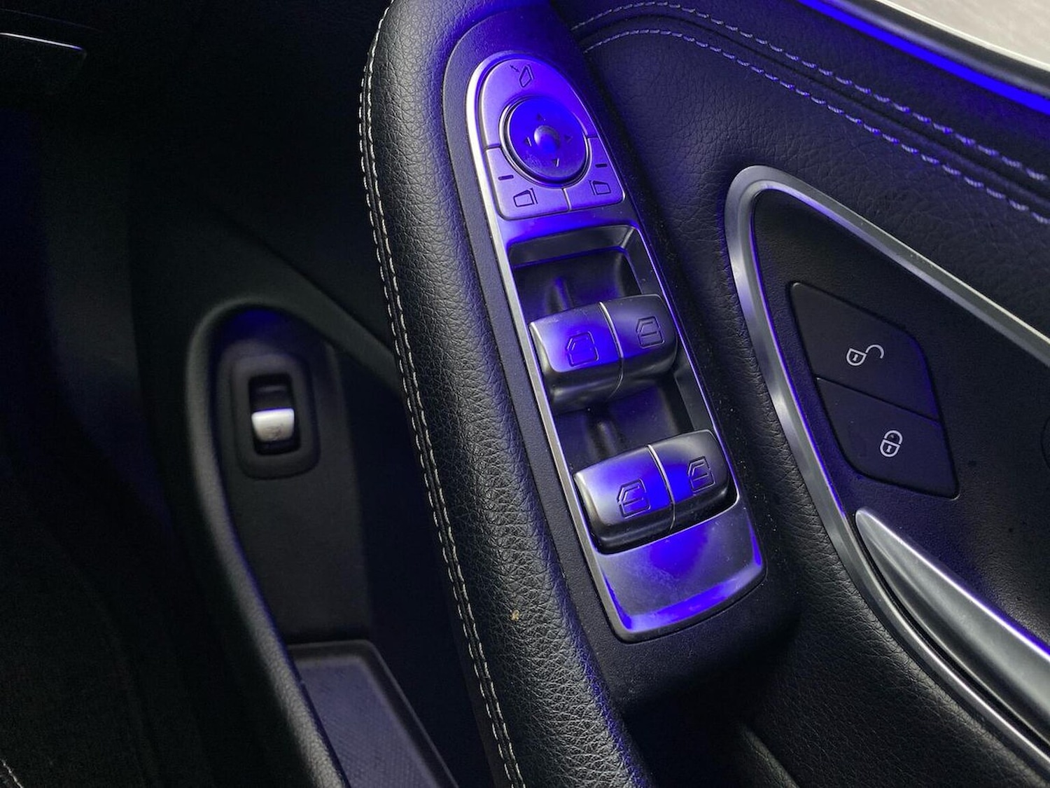 Used Mercedes-Benz C Class 2019 for sale - 76758893: Photo 21