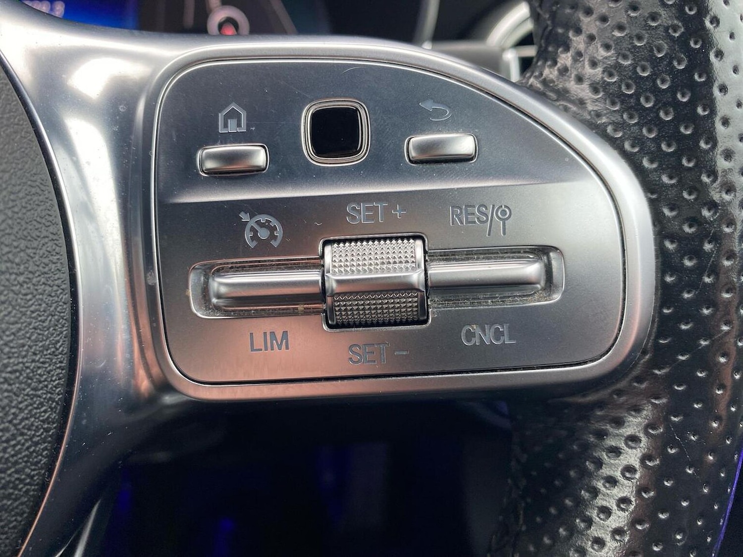 Used Mercedes-Benz C Class 2019 for sale - 76758893: Photo 27