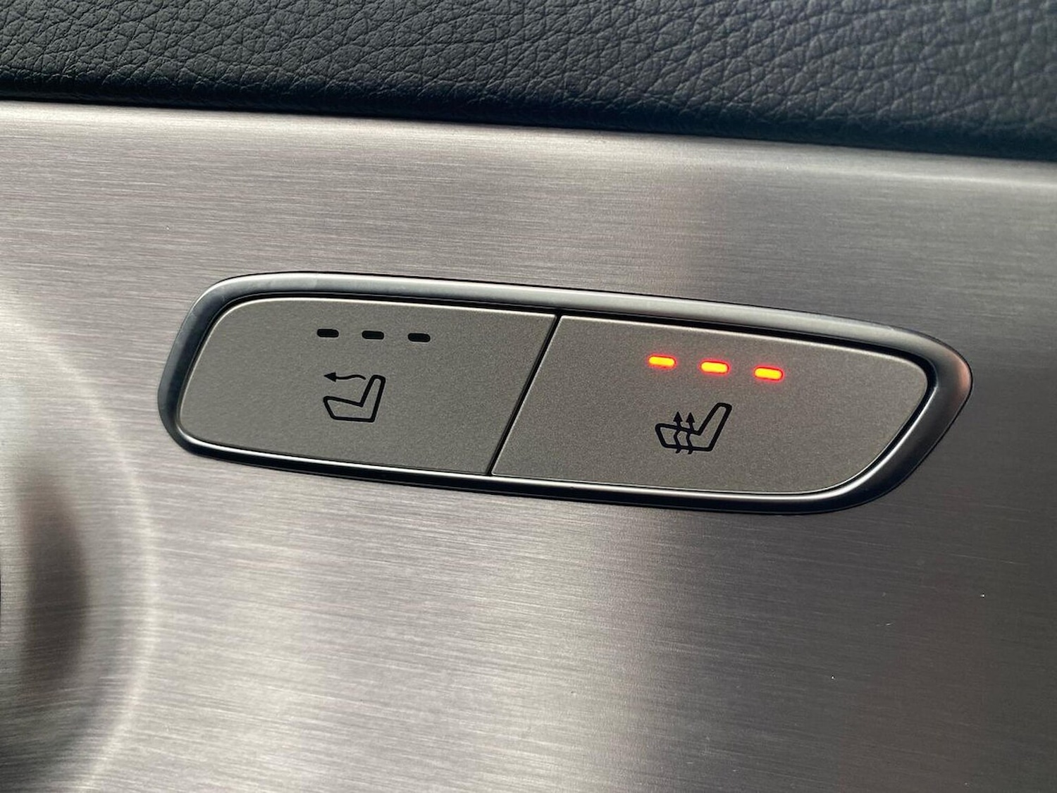 Used Mercedes-Benz C Class 2019 for sale - 76758893: Photo 30