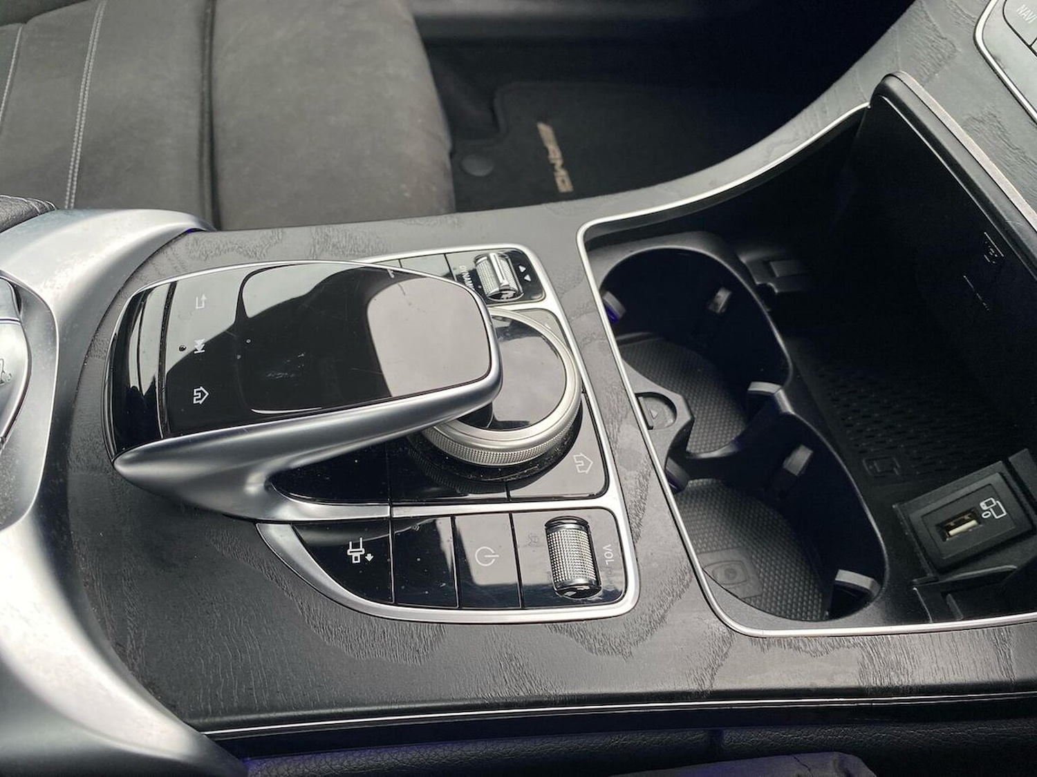 Used Mercedes-Benz C Class 2019 for sale - 76758893: Photo 32