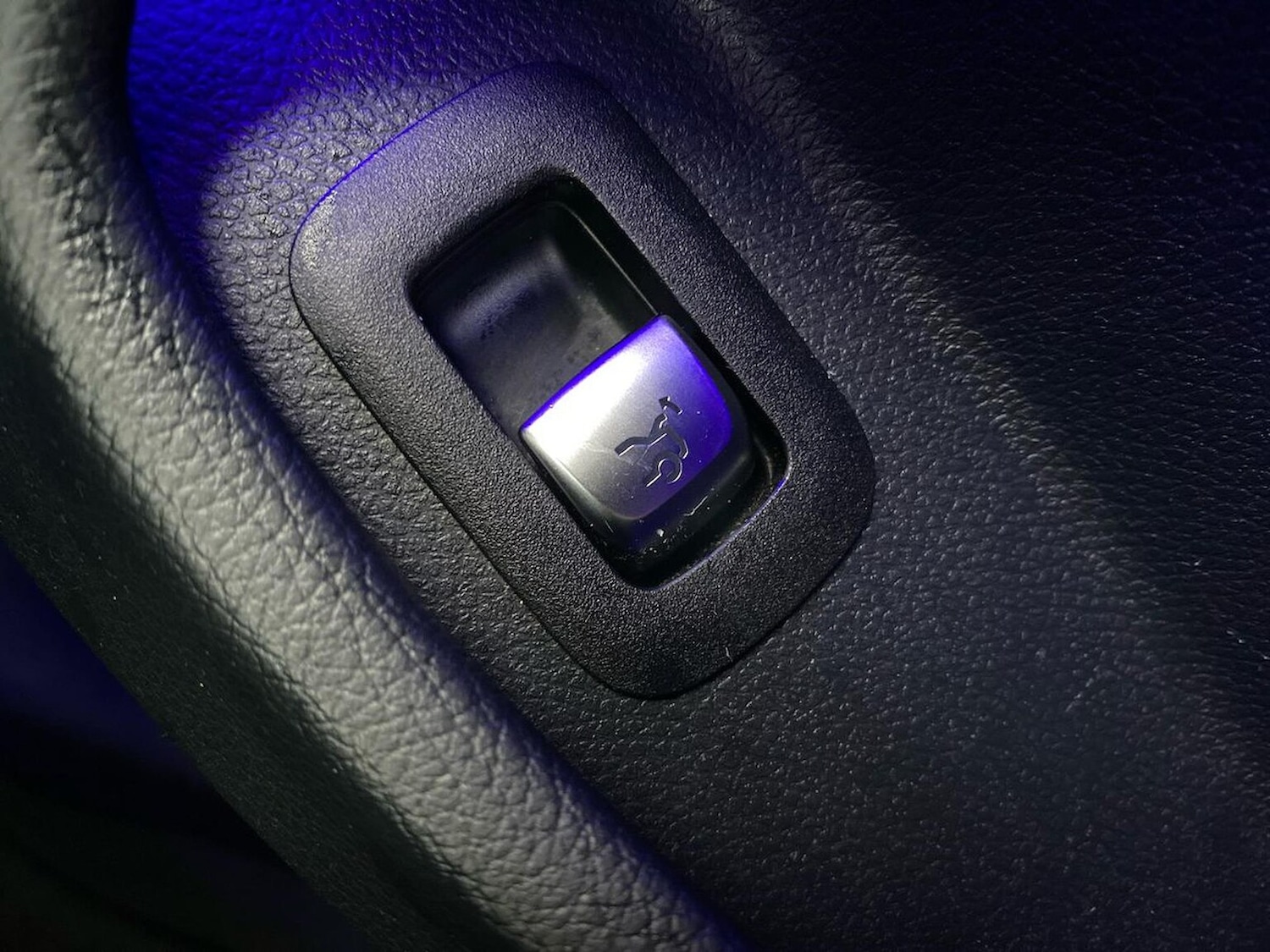 Used Mercedes-Benz C Class 2019 for sale - 76758893: Photo 40