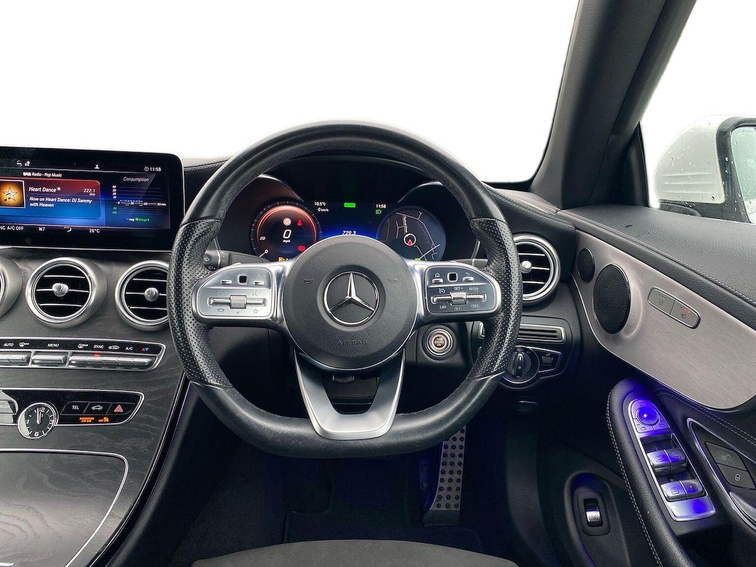 Used Mercedes-Benz C Class 2019 for sale - 76758893: Photo 9