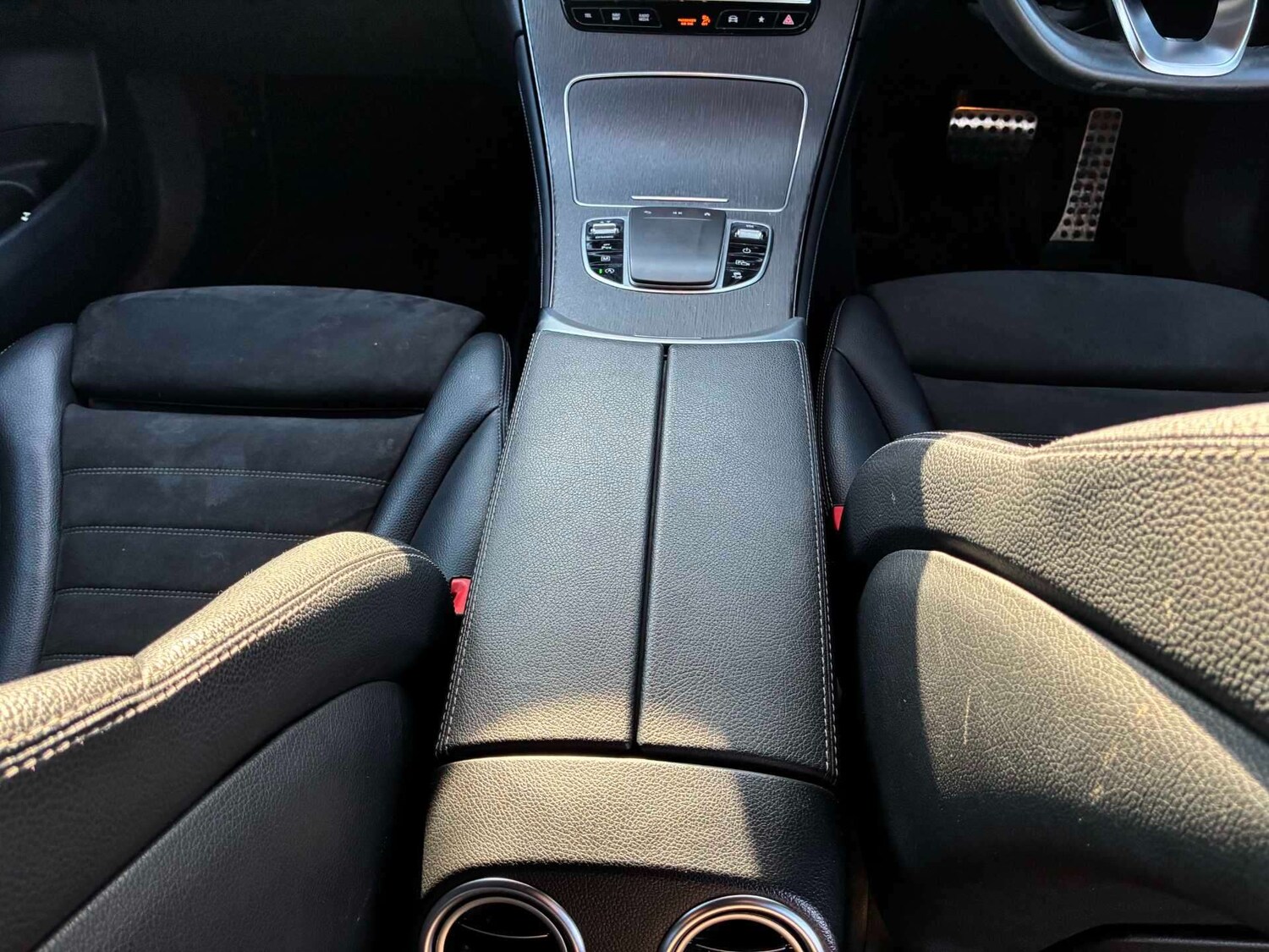 Used Mercedes-Benz GLC 2020 for sale - 78192223: Photo 21