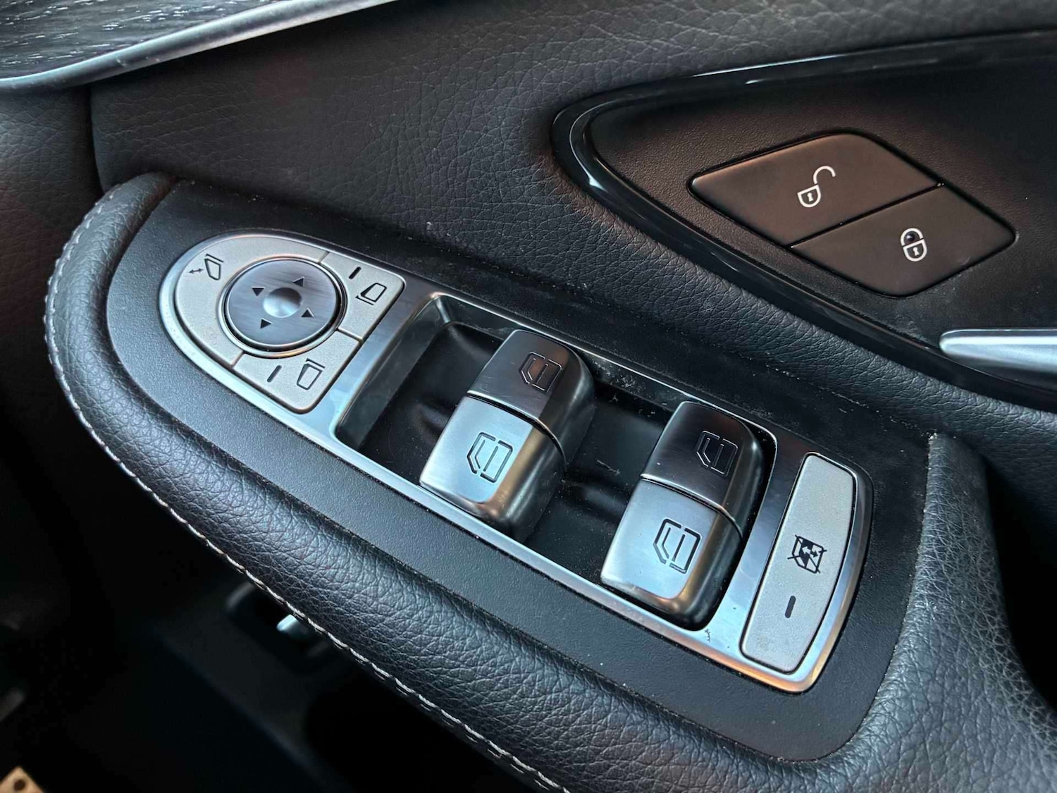 Used Mercedes-Benz GLC 2020 for sale - 78192223: Photo 25