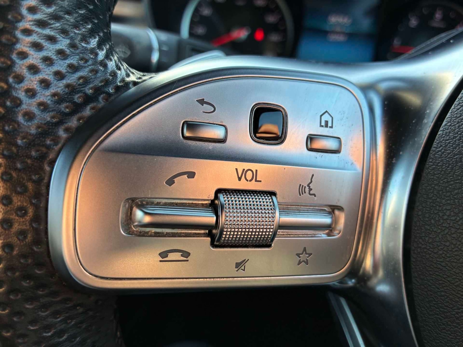 Used Mercedes-Benz GLC 2020 for sale - 78192223: Photo 32