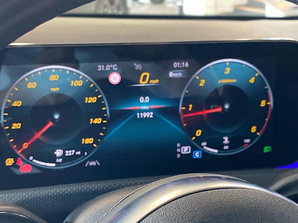 Used Mercedes-Benz CLA 2022 for sale - 75686180: Photo 10