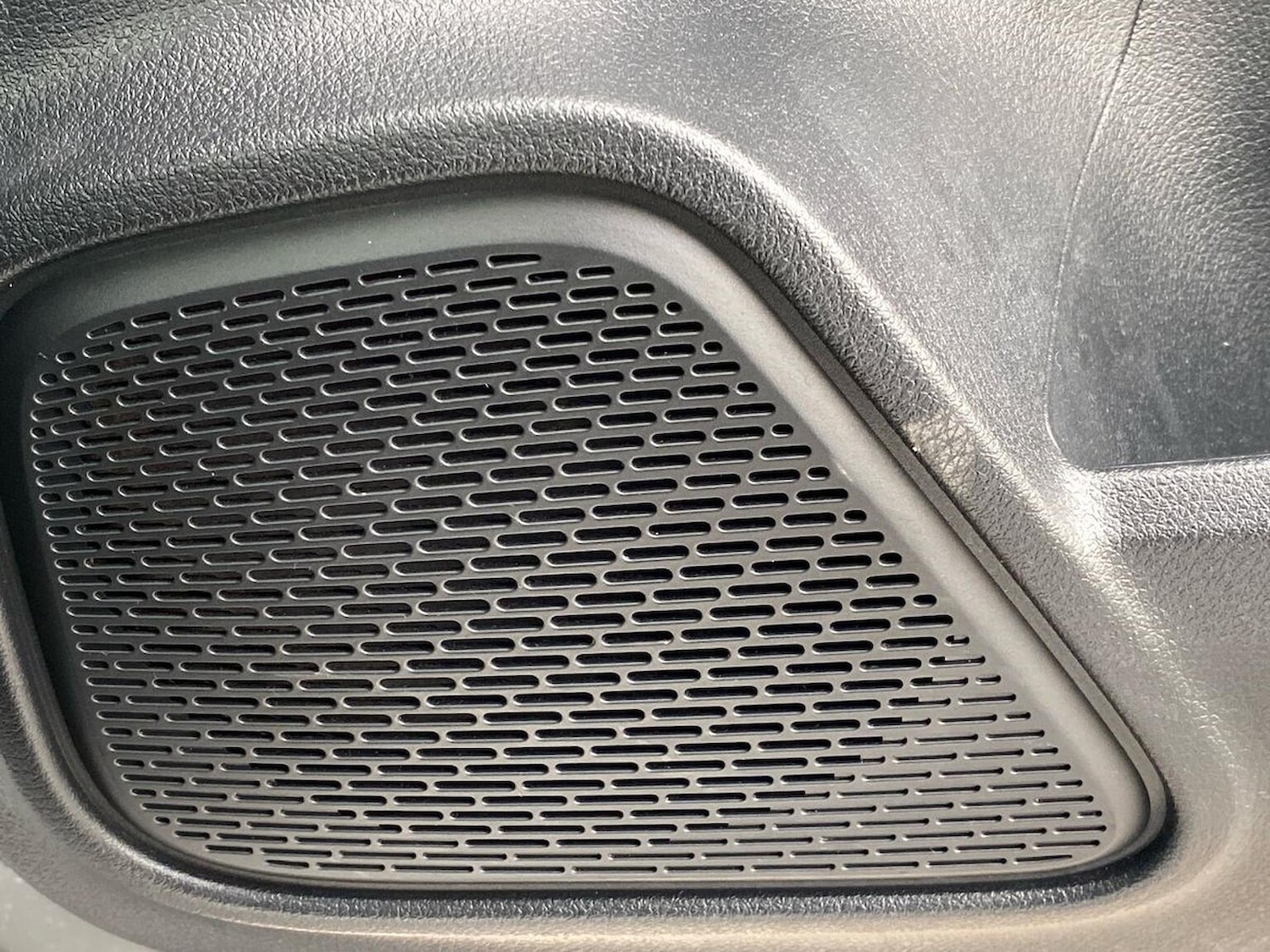 Used Mercedes-Benz GLB 2024 for sale - 76497283: Photo 31