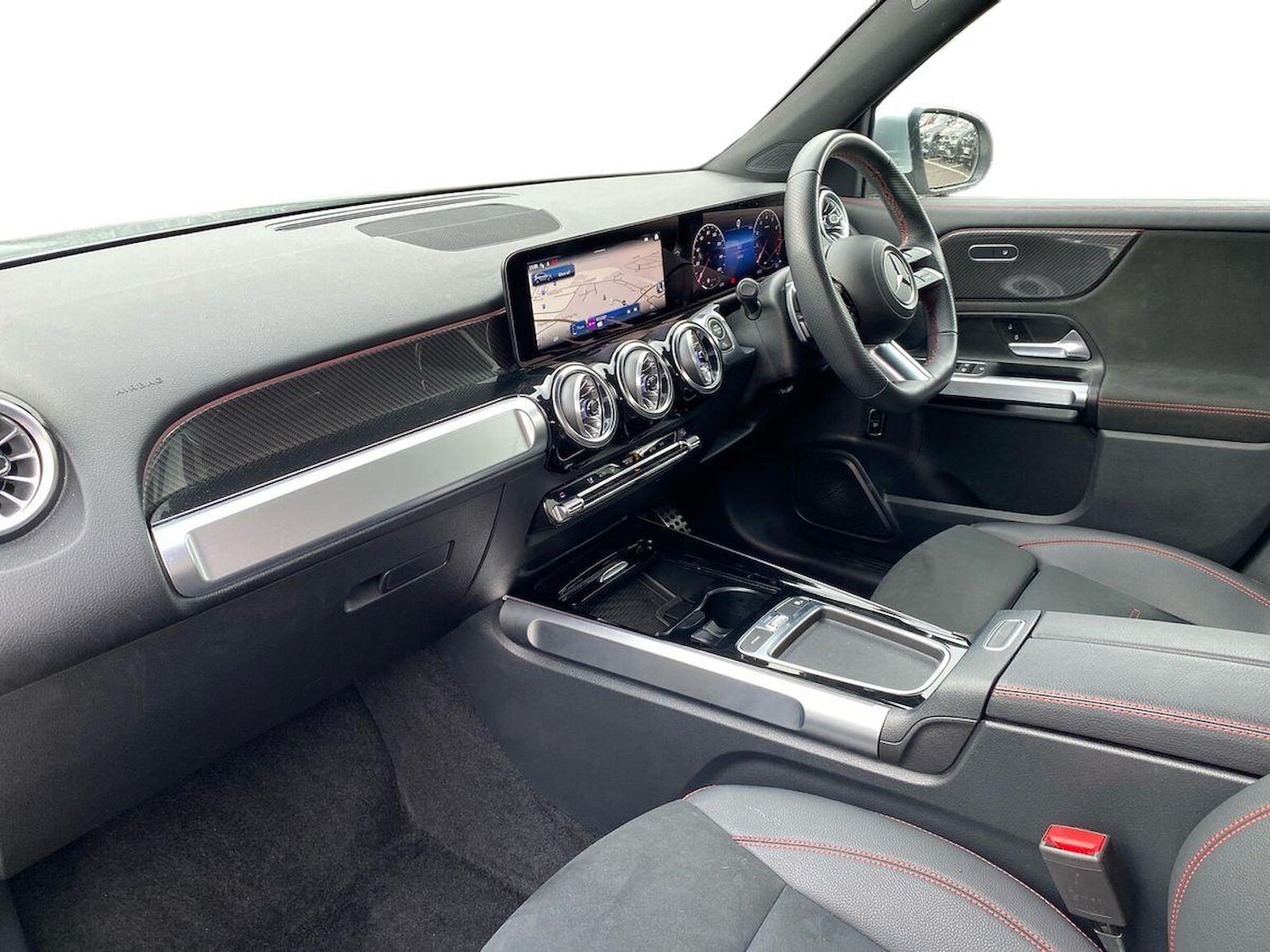 Used Mercedes-Benz GLB 2024 for sale - 76497283: Photo 7