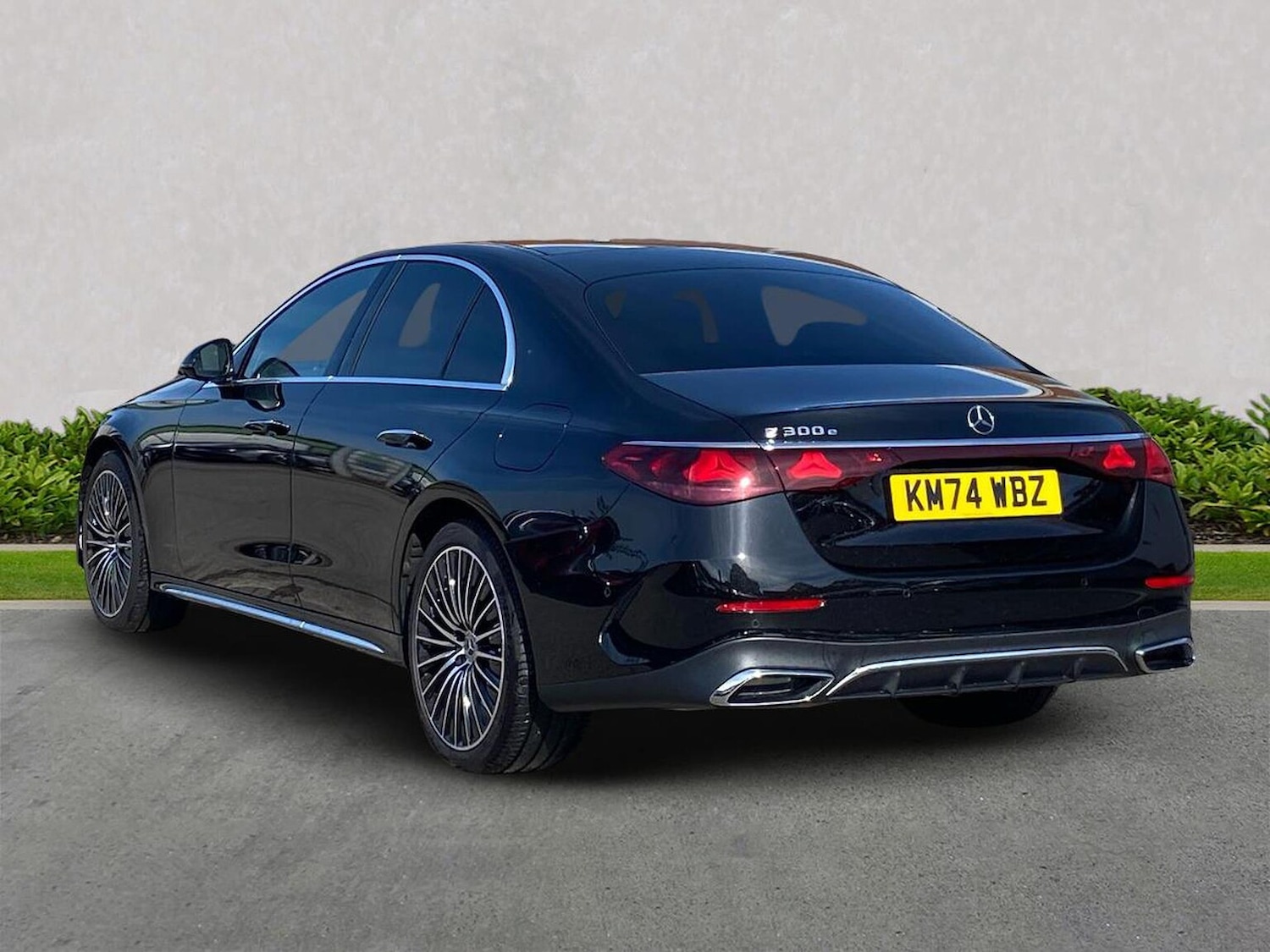 Used Mercedes-Benz E-Class 2024 for sale - 76107083: Photo 2