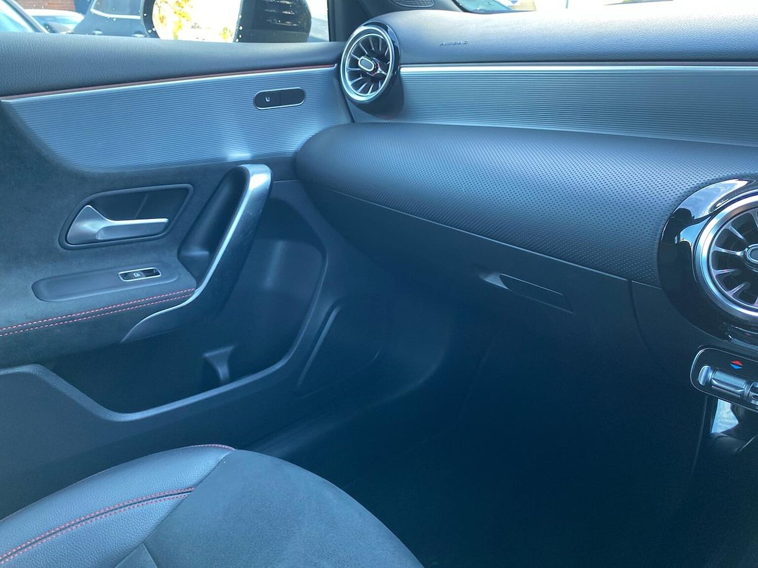 Used Mercedes-Benz A-Class 2022 for sale - 76037179: Photo 40