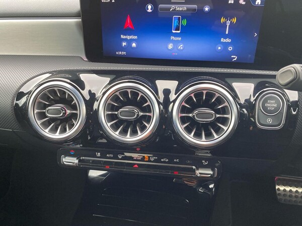Used Mercedes-Benz CLA 2024 for sale - 76157195: Photo 12