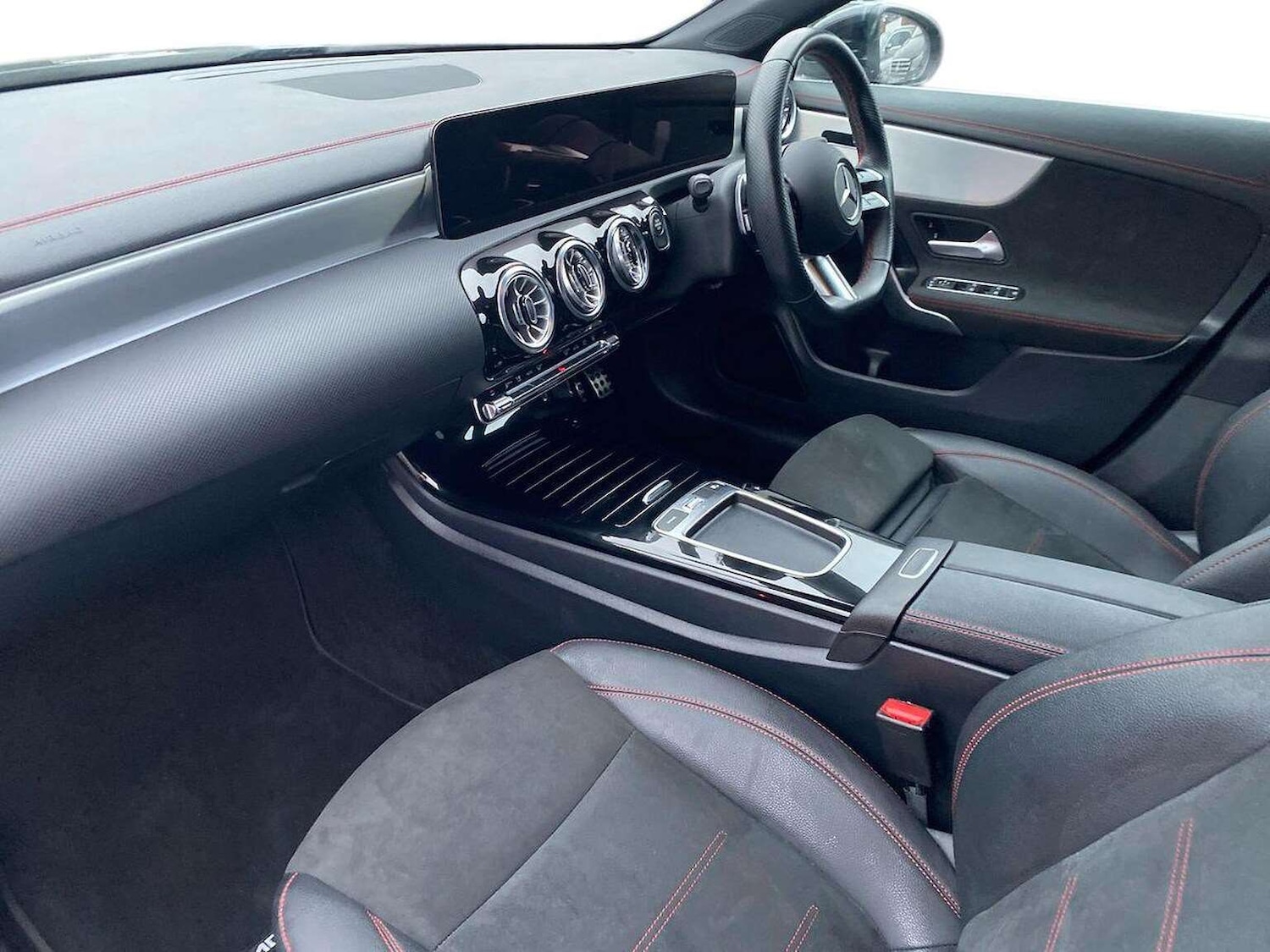 Used Mercedes-Benz CLA 2024 for sale - 77662548: Photo 7