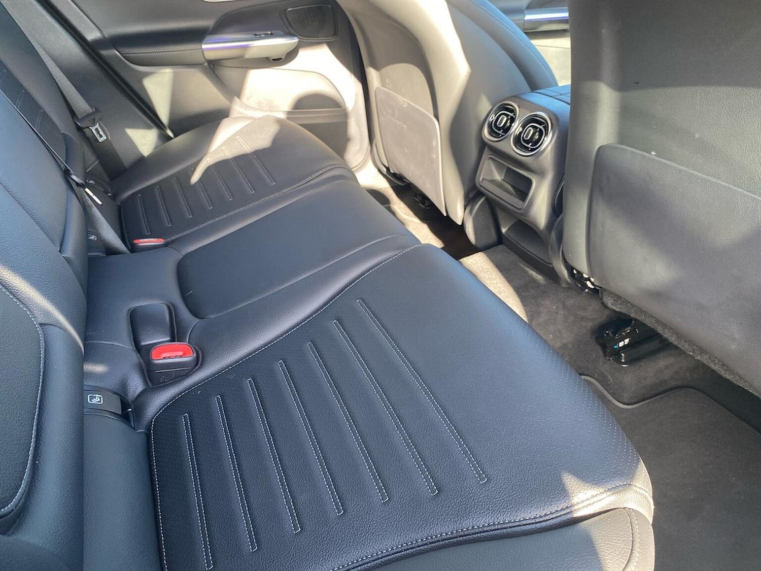 Used Mercedes-Benz GLC 2023 for sale - 76403444: Photo 16