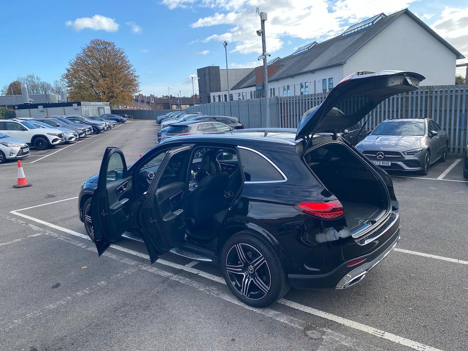 Used Mercedes-Benz GLC 2023 for sale - 76403444: Photo 40