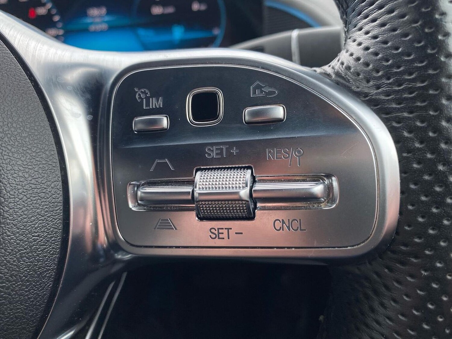 Used Mercedes-Benz EQC 2022 for sale - 77488440: Photo 27