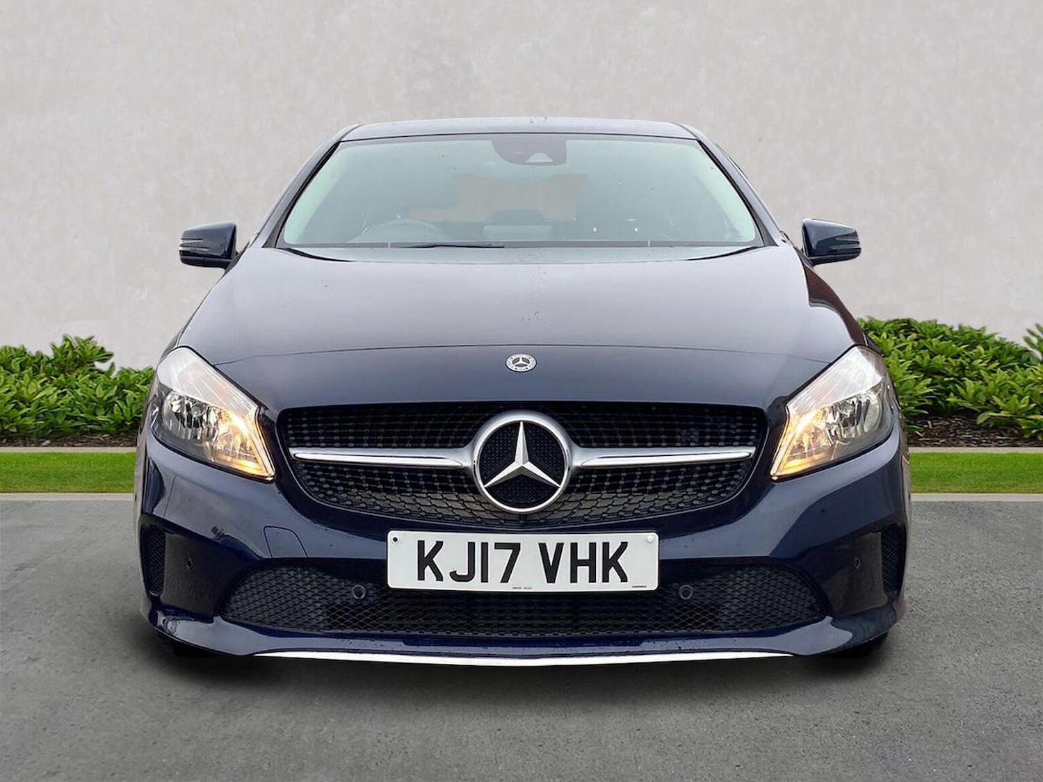 Used Mercedes-Benz A-Class 2017 for sale - 76662986: Photo 5