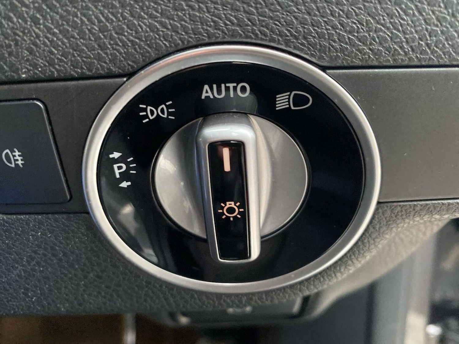 Used Mercedes-Benz A-Class 2017 for sale - 76363354: Photo 22