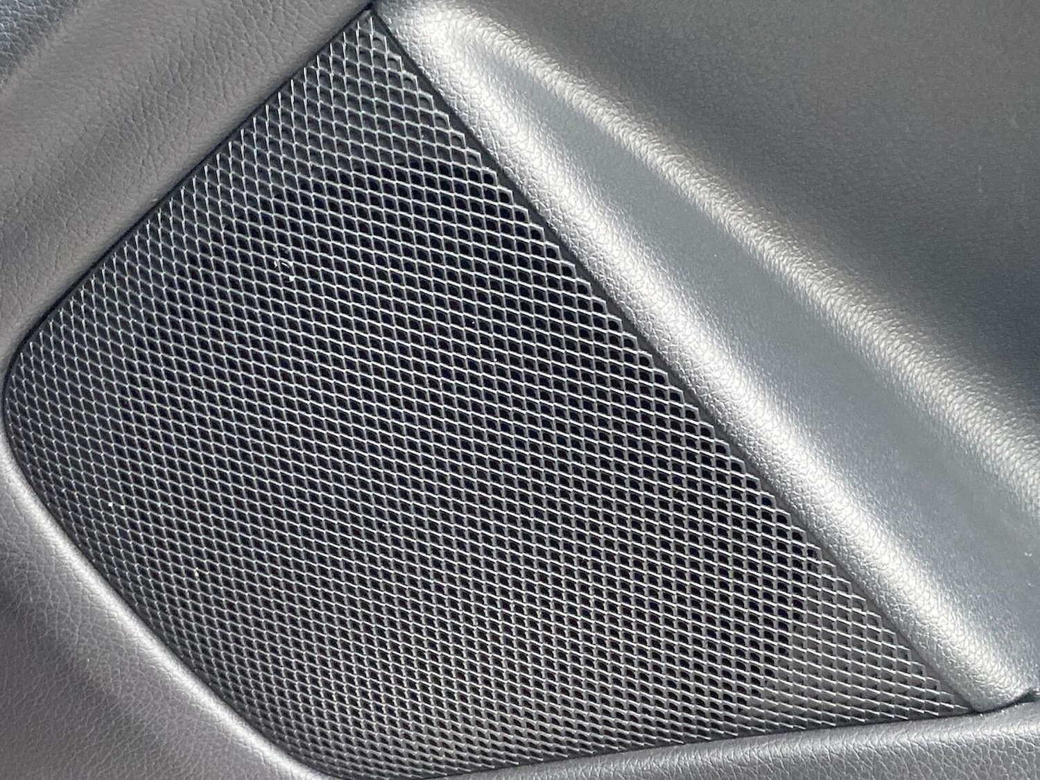 Used Mercedes-Benz A-Class 2017 for sale - 76363354: Photo 31