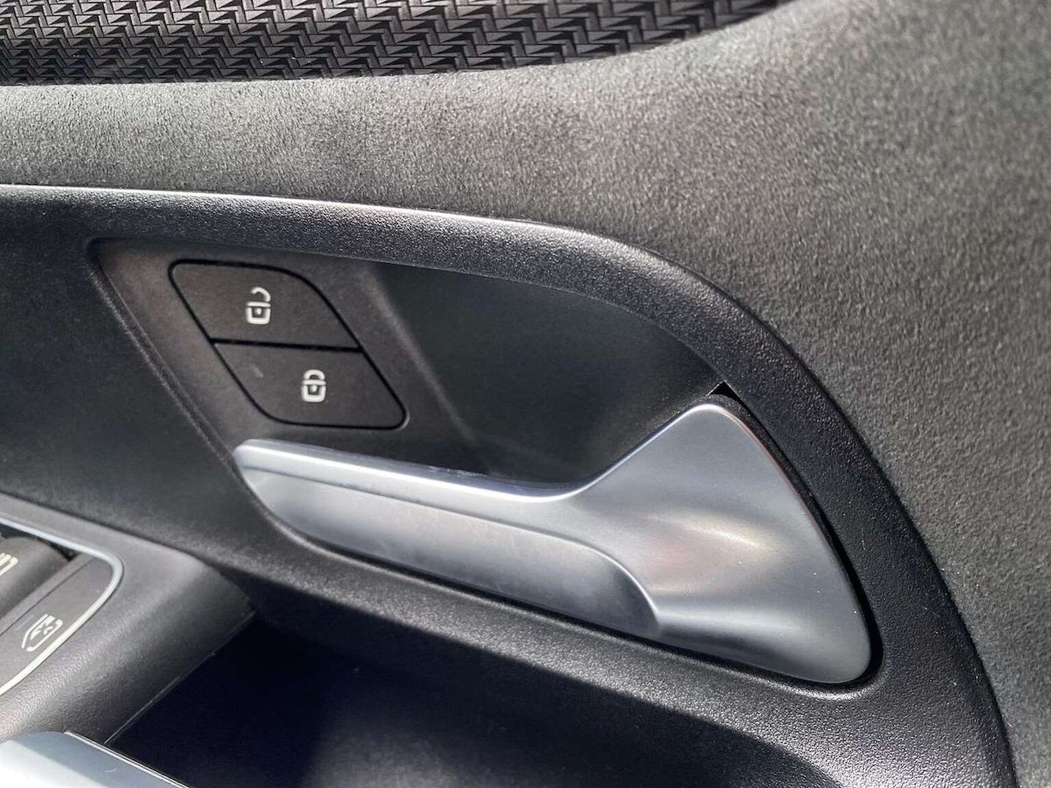 Used Mercedes-Benz GLB 2022 for sale - 77837050: Photo 39