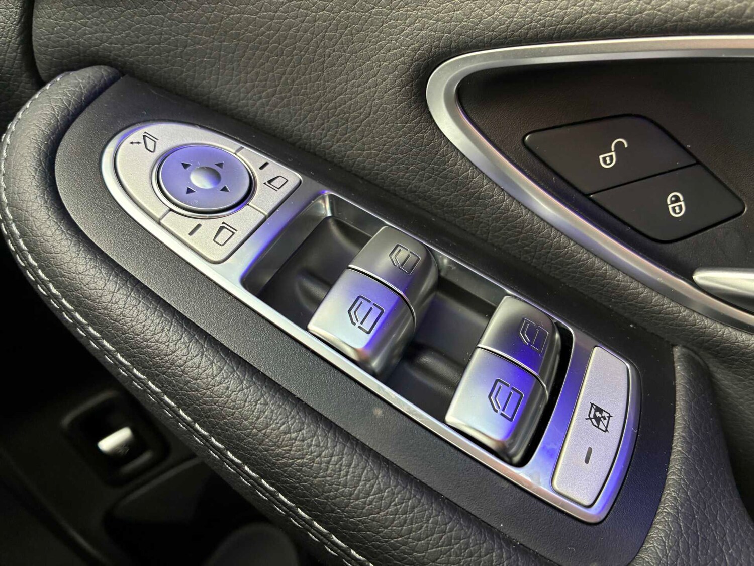 Used Mercedes-Benz C Class 2019 for sale - 78192986: Photo 27