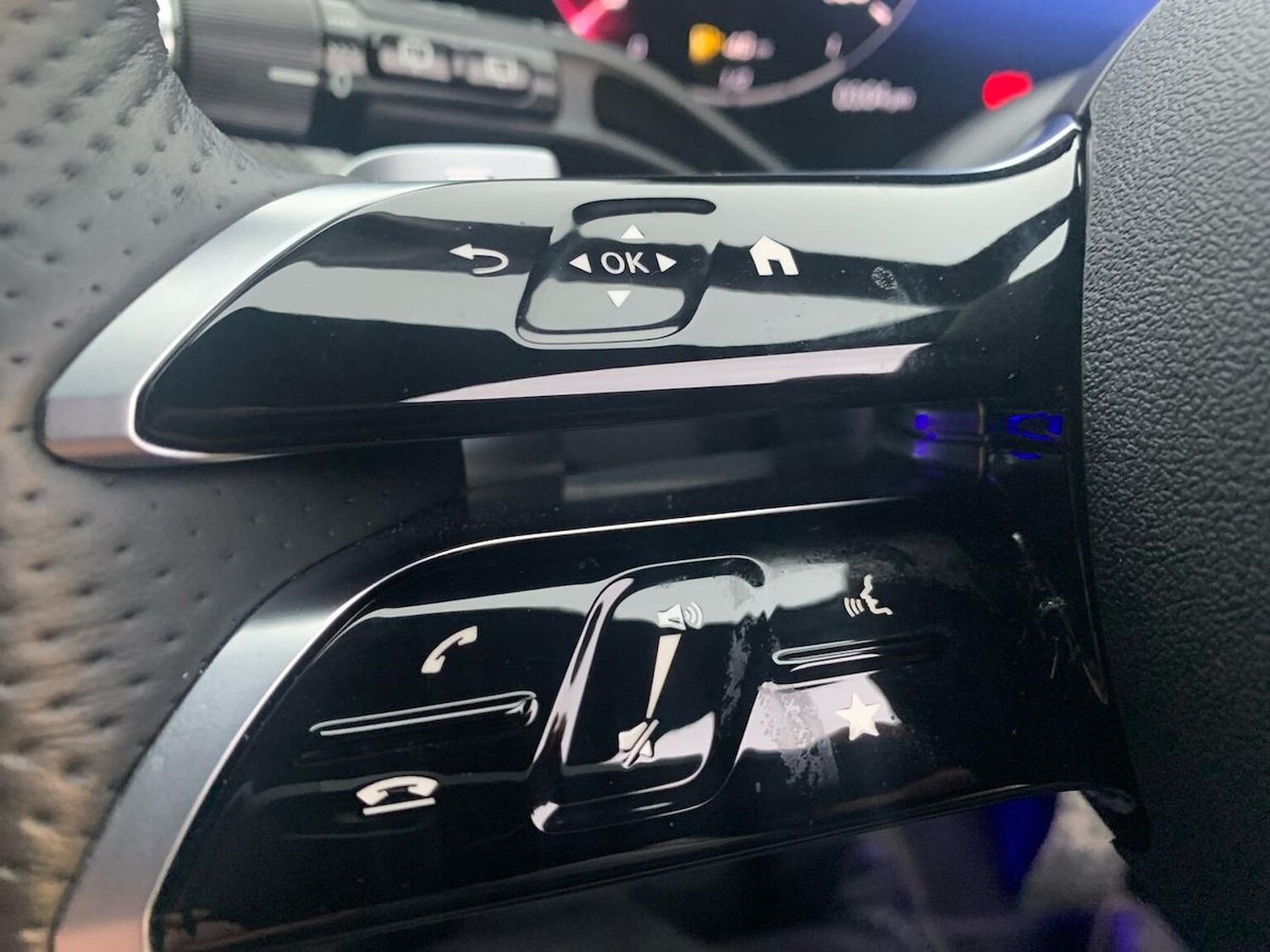 Used Mercedes-Benz GLC 2024 for sale - 76905063: Photo 26