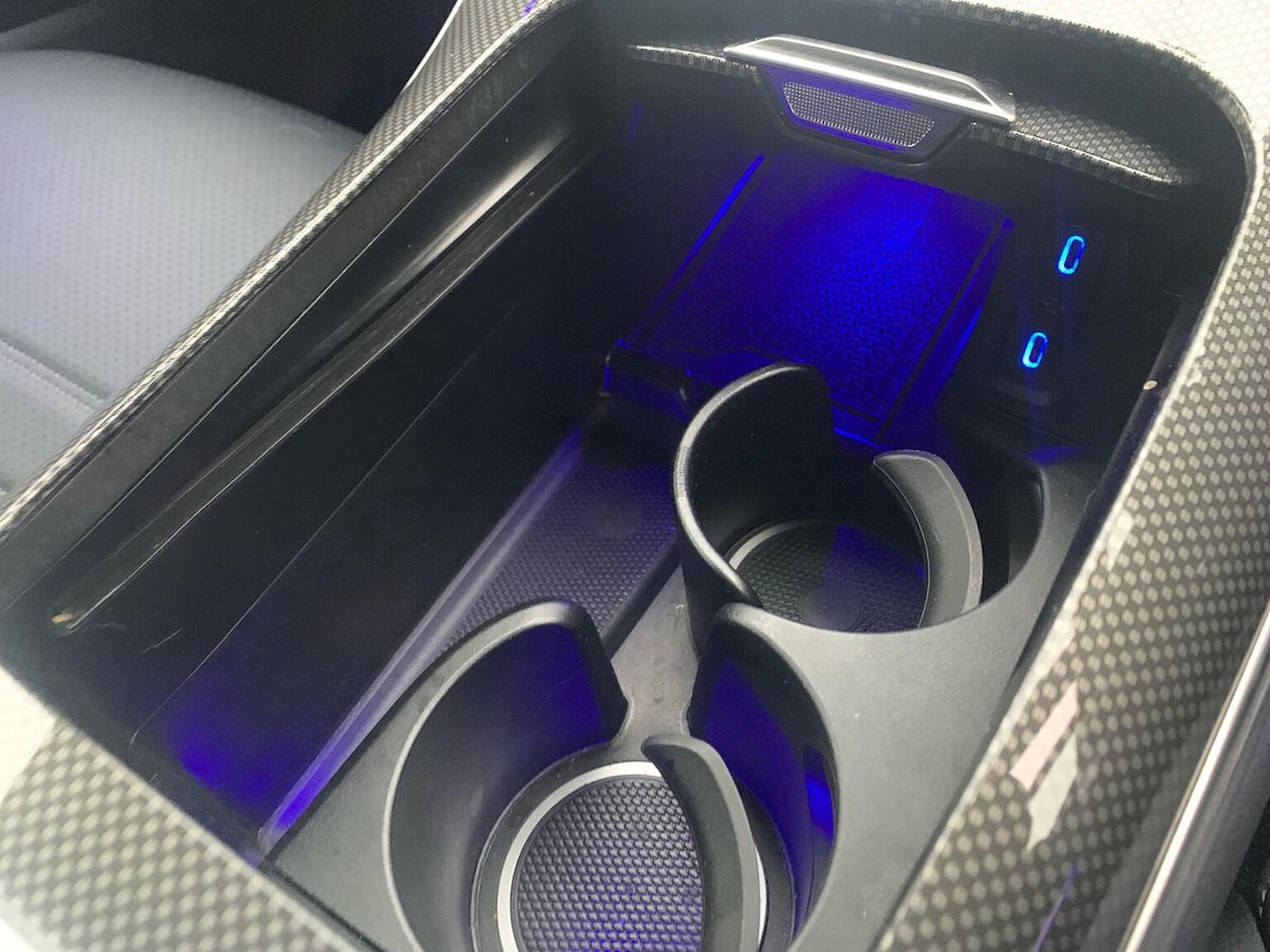 Used Mercedes-Benz GLC 2024 for sale - 76905063: Photo 32