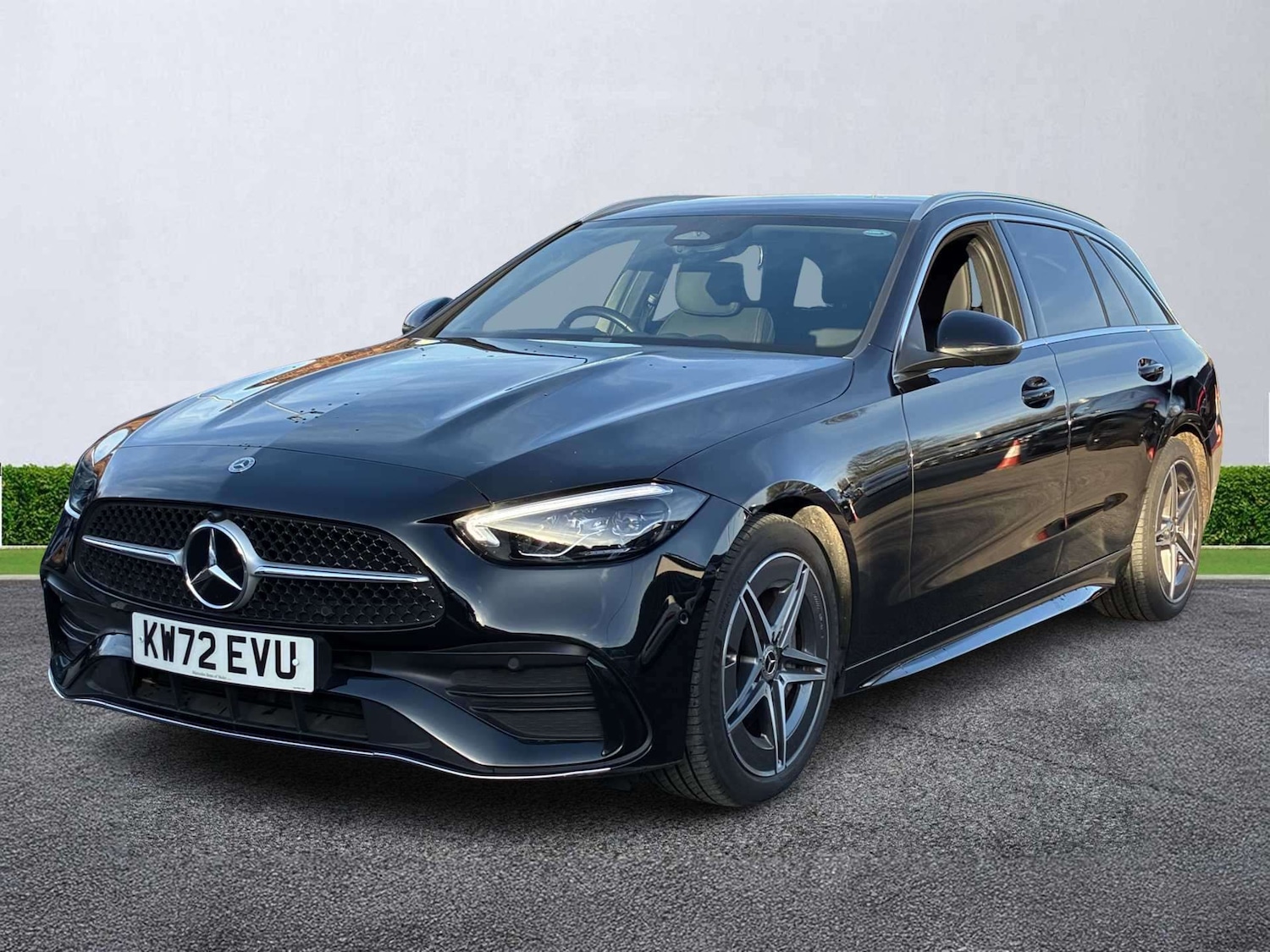 Used Mercedes-Benz C Class 2023 for sale - 78053519: Photo 2